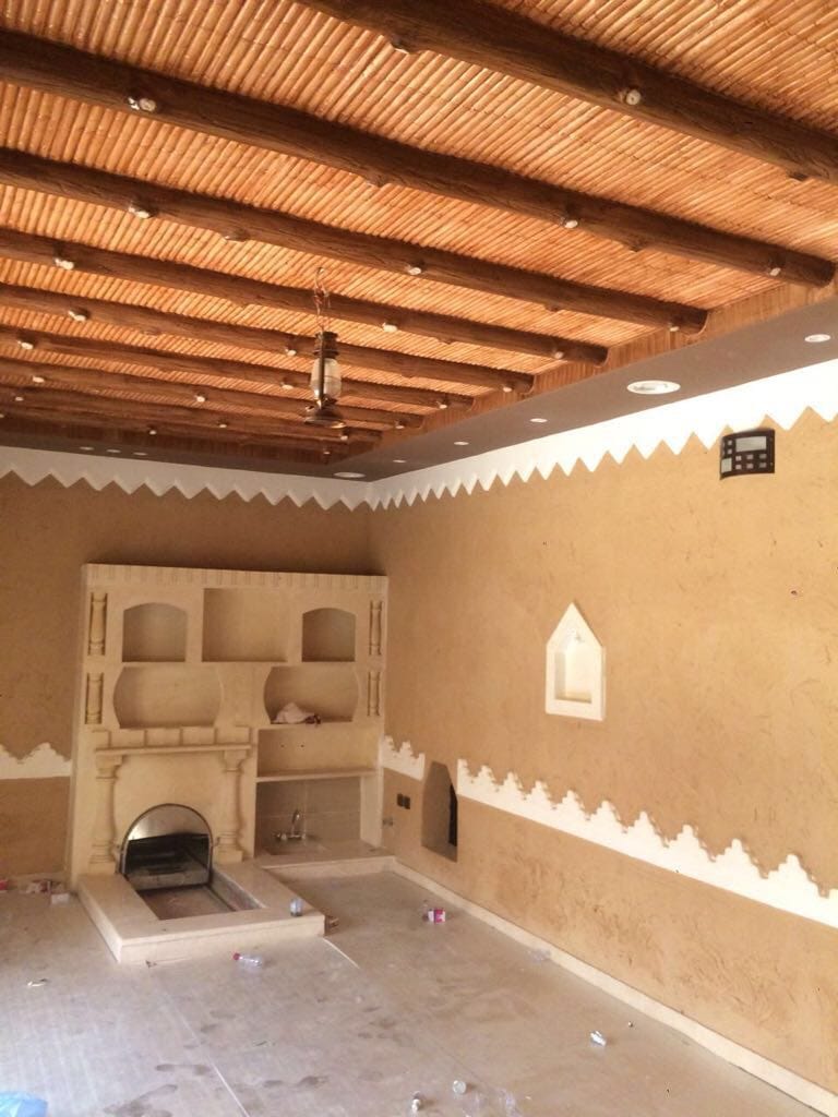 ملحق واسع مع تفاصيل فنية حديثة